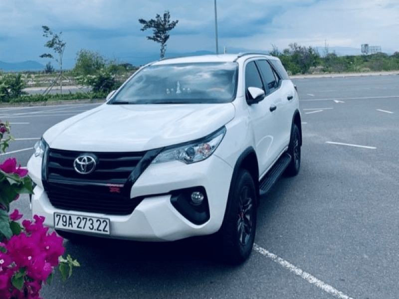 Thuê xe đưa đón sân bay Cam Ranh - Nha Trang